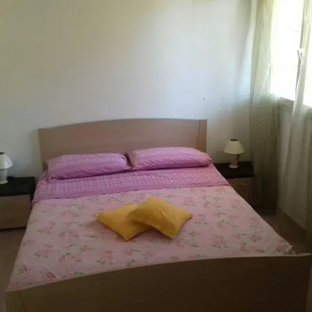 Bouganville Apartment